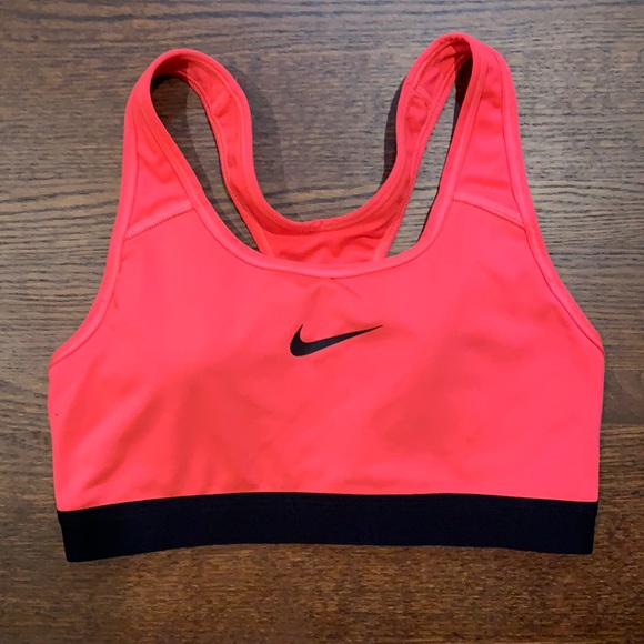 Nike Sports Bra - Picture 1 of 3